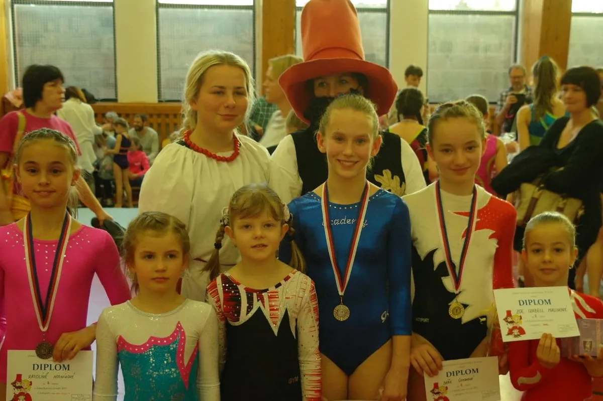 Pohádkový závod v Jičíně Chrudimské sportovní gymnastky zahájily úspěšně závodní sezónu třemi medailemi.