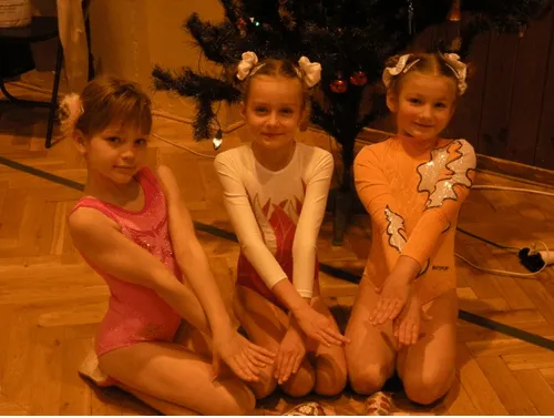 Vánoční závod pro nejmladší sportovní gymnastky.