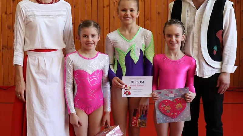Pohádkový závod v Jičíně Chrudimské sportovní gymnastky sbíraly medaile i zkušenosti.