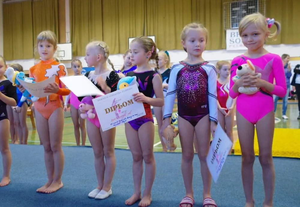 Chrudimské sportovní gymnastky mají medaile z Pelhřimova