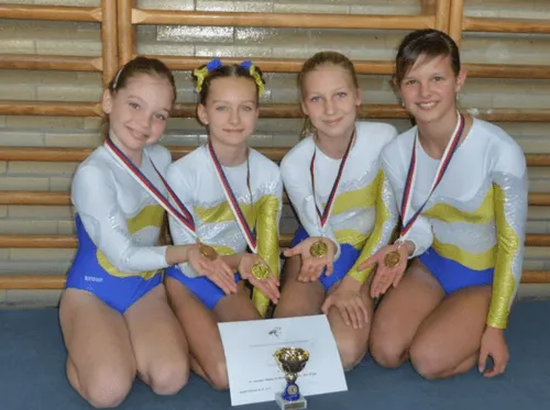 Oblastní přebor SG v Hradci Králové. Chrudimské gymnastky se staly krajskými přebornicemi.